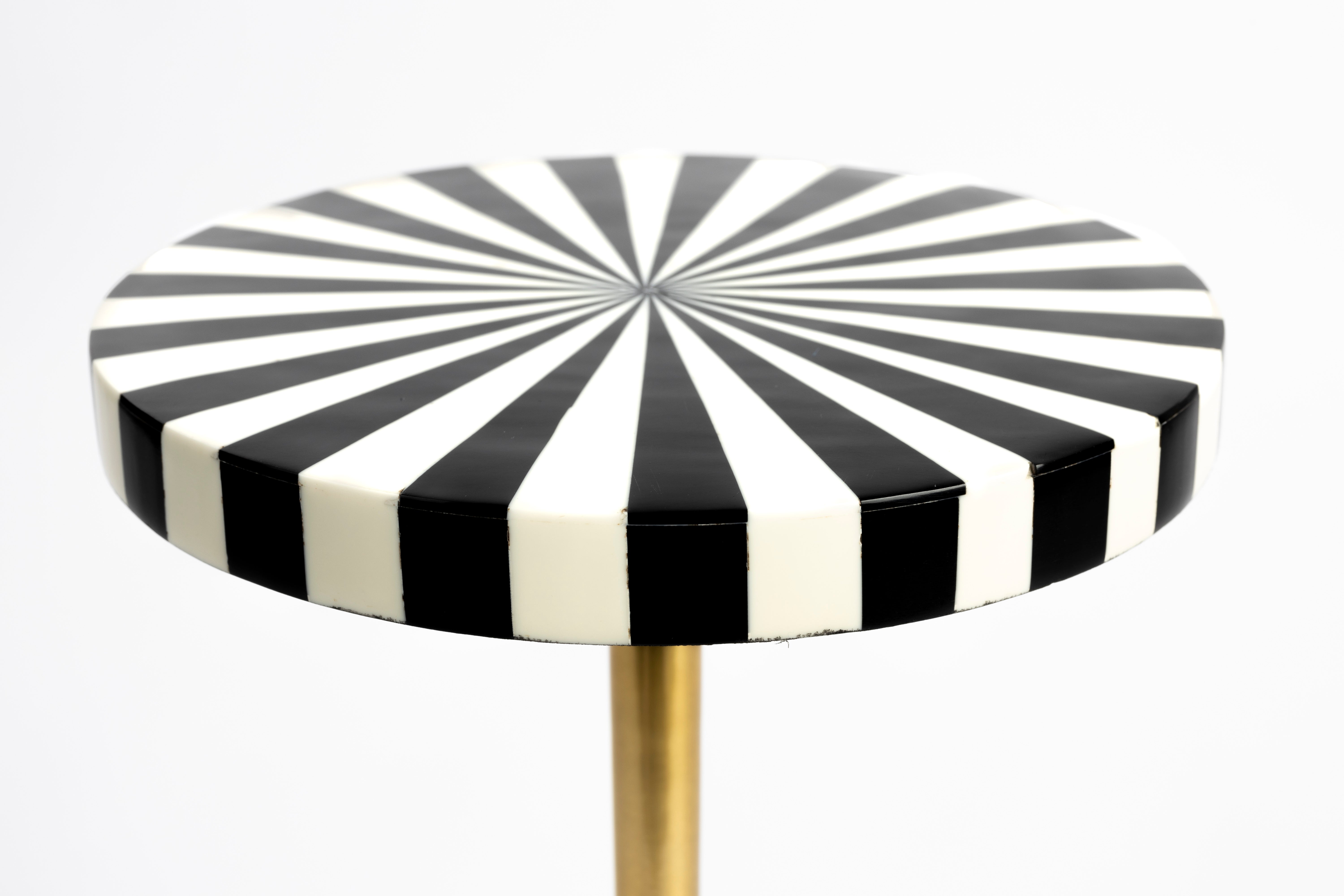 Bold Monkey Strike Lucky Black/White/Gold Side Table